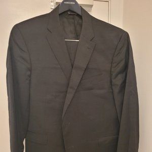 Tommy Hilfiger 46R Suit